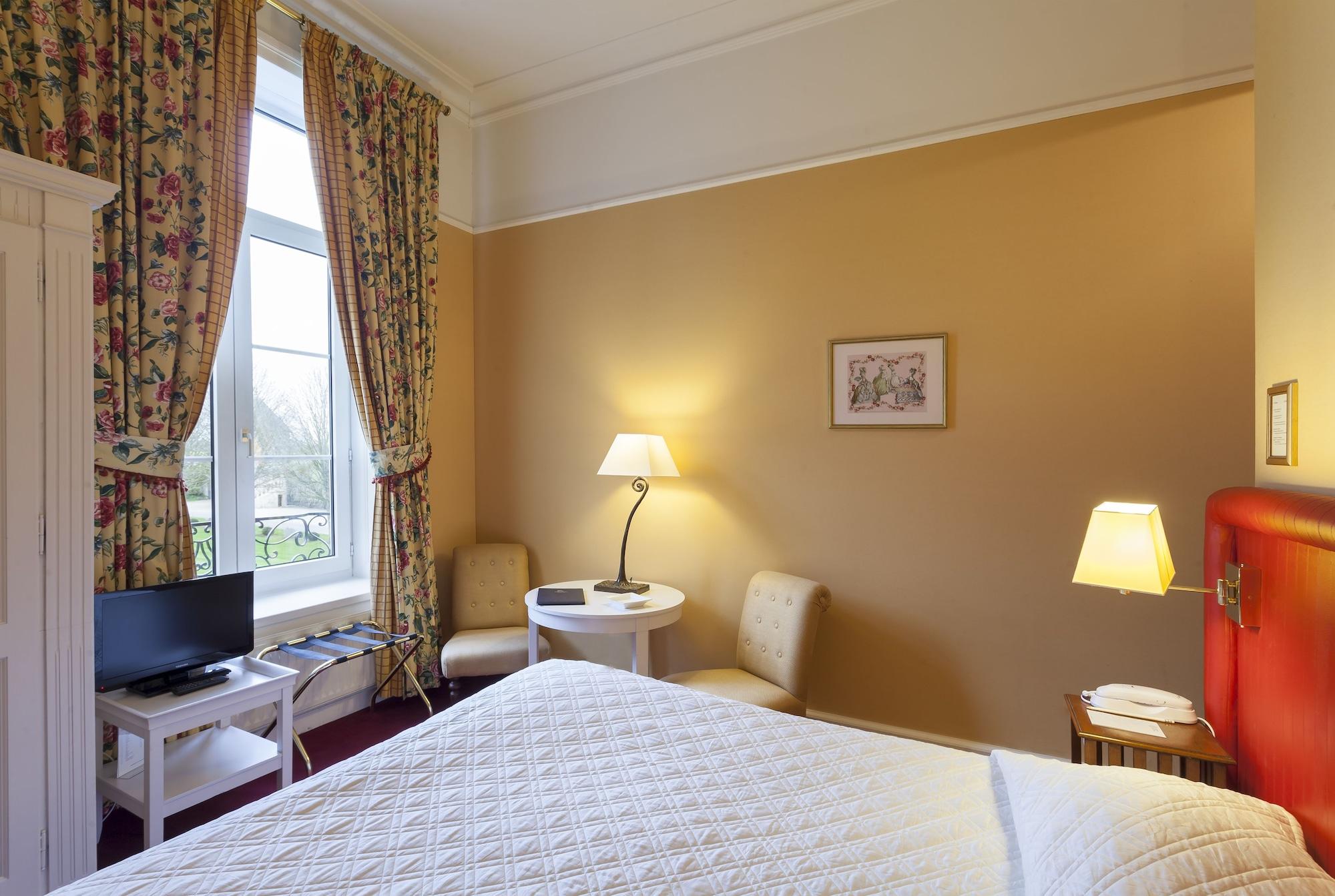Grand Hotel "Chateau De Sully" - Piscine & Spa -Teritoria Sully  Esterno foto