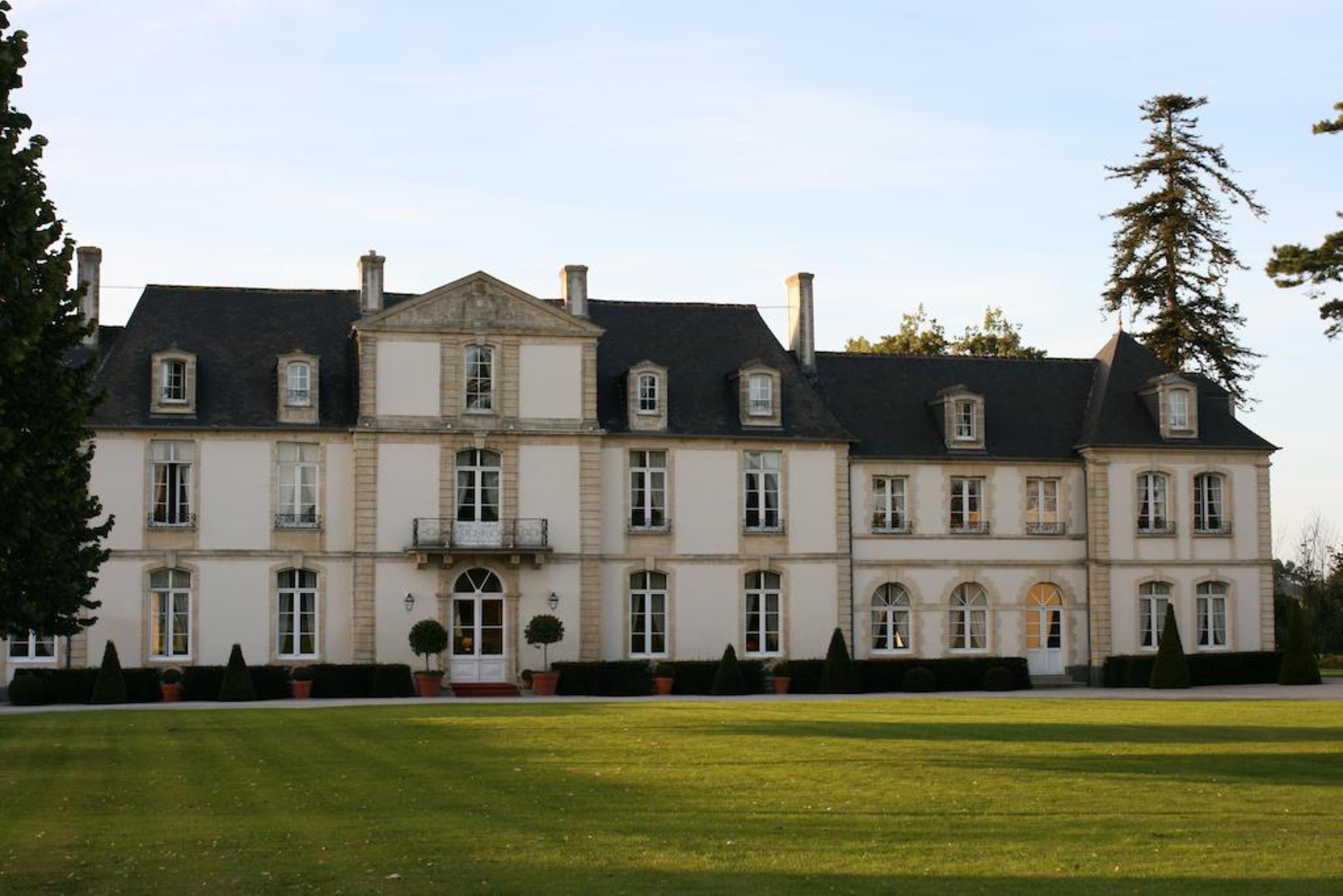 Grand Hotel "Chateau De Sully" - Piscine & Spa Sully  Esterno foto
