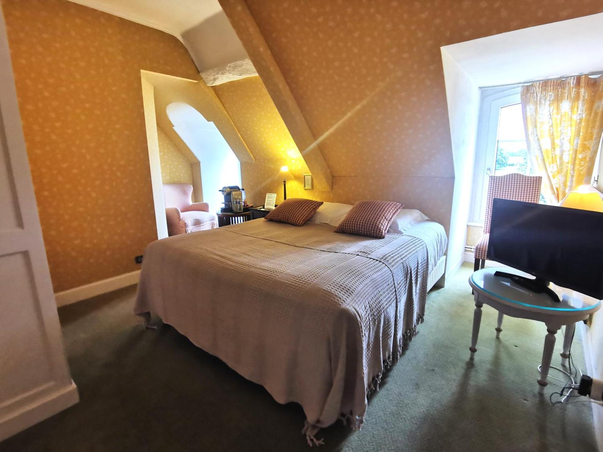 Grand Hotel "Chateau De Sully" - Piscine & Spa -Teritoria Sully  Esterno foto