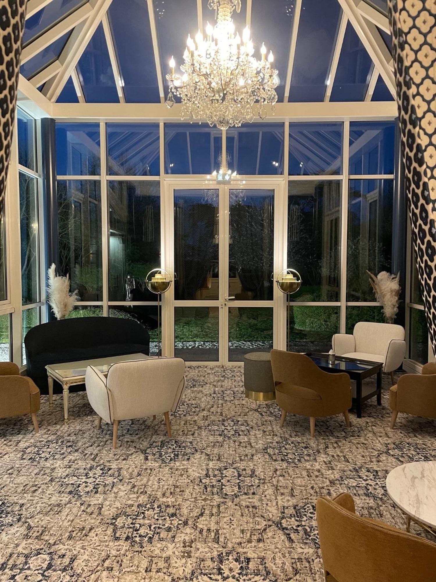 Grand Hotel "Chateau De Sully" - Piscine & Spa -Teritoria Sully  Esterno foto