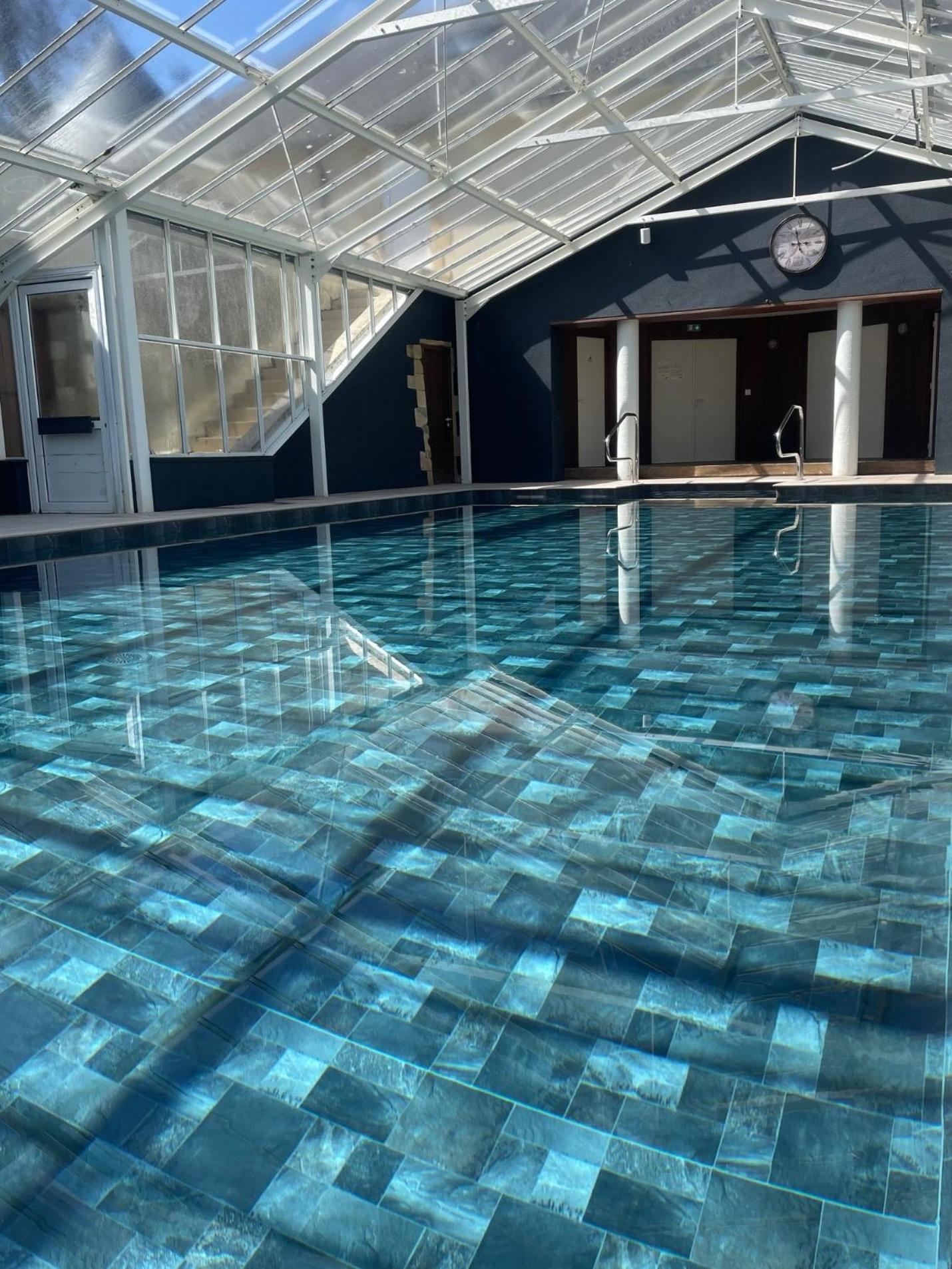 Grand Hotel "Chateau De Sully" - Piscine & Spa -Teritoria Sully  Esterno foto