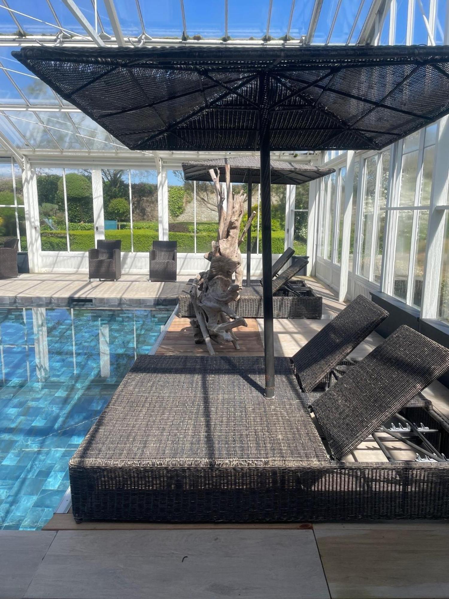 Grand Hotel "Chateau De Sully" - Piscine & Spa -Teritoria Sully  Esterno foto